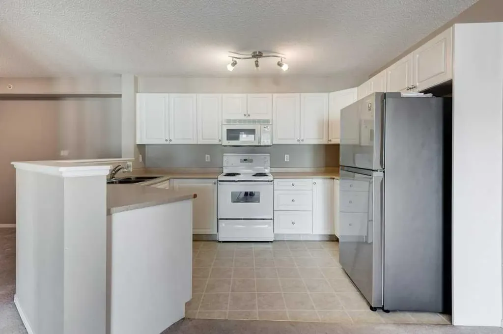 4975 130 Avenue SE Calgary AB T2X 4P1