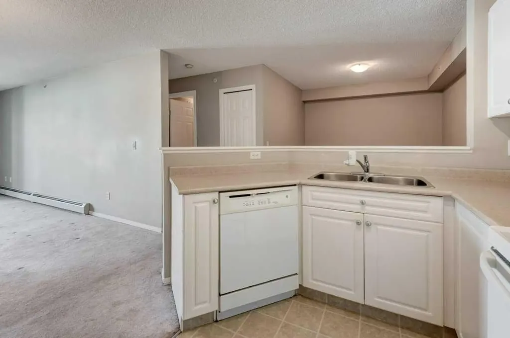 4975 130 Avenue SE Calgary AB T2X 4P1