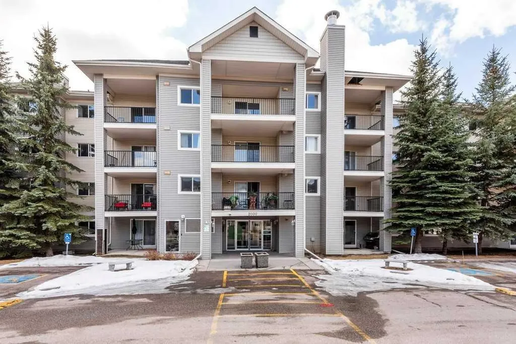4975 130 Avenue SE Calgary AB T2X 4P1