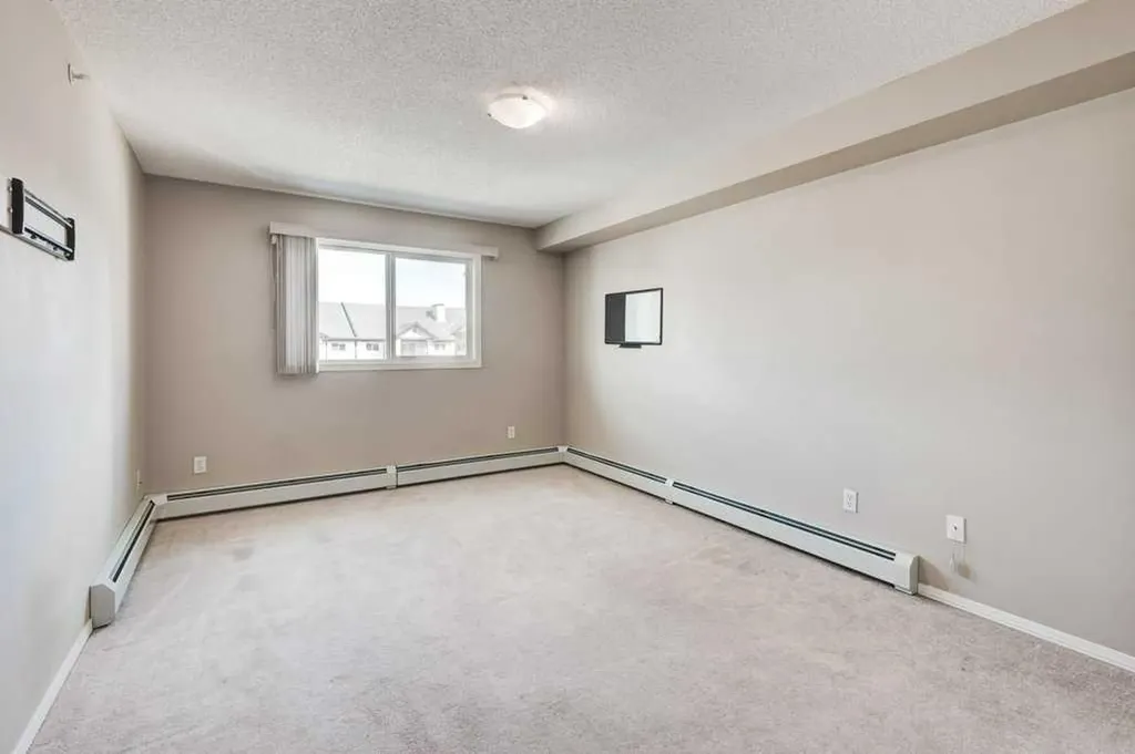 4975 130 Avenue SE Calgary AB T2X 4P1