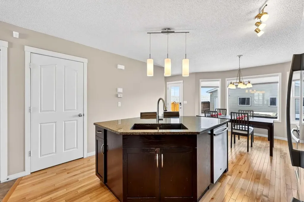 336 Cranberry Circle SE Calgary AB T3M 1E4