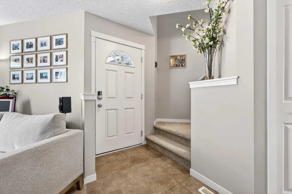 336 Cranberry Circle SE Calgary AB T3M 1E4