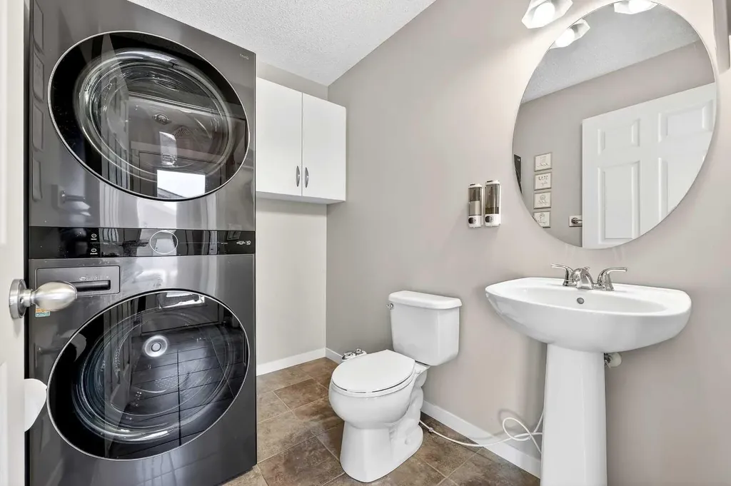 336 Cranberry Circle SE Calgary AB T3M 1E4