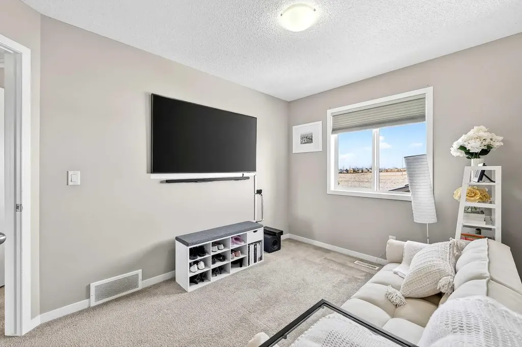 336 Cranberry Circle SE Calgary AB T3M 1E4