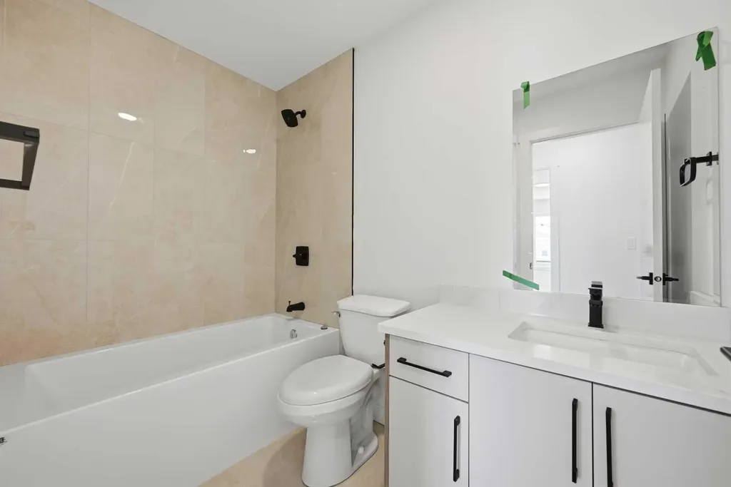 8814 48 Street NE Calgary AB T3J 5N8