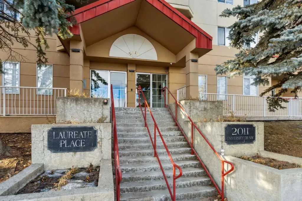 2011 University Drive NW Calgary AB T2N 4T4