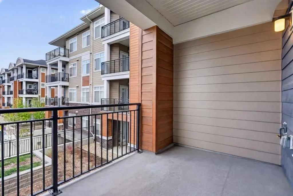 3727 Sage Hill Drive NW Calgary AB T3R 1T7