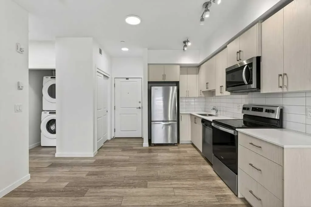 3727 Sage Hill Drive NW Calgary AB T3R 1T7