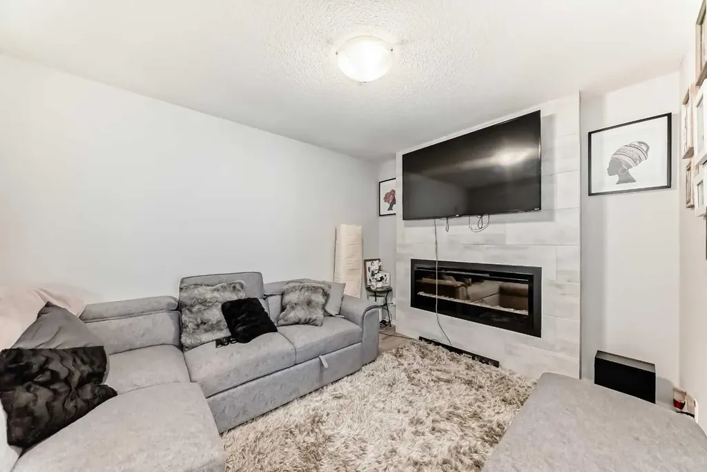 115 Cityscape Boulevard NE Calgary AB T3N 1N5