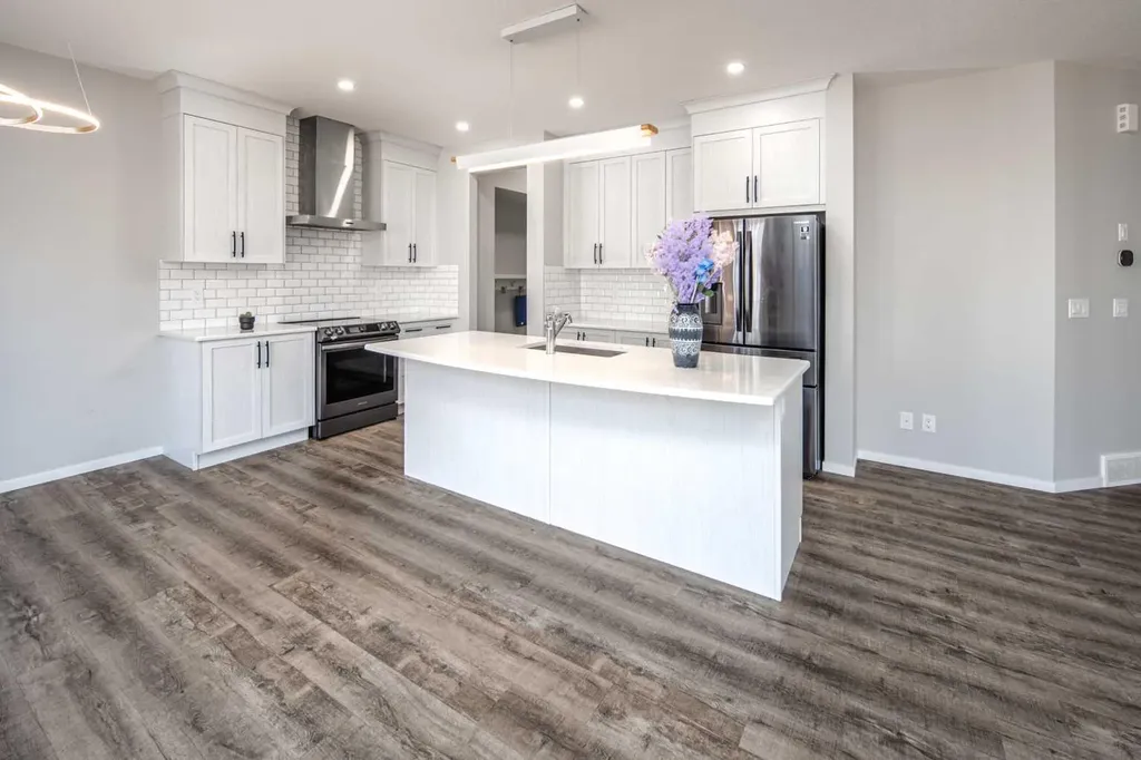 94 Yorkstone Heath SW Calgary AB T2X 4S3