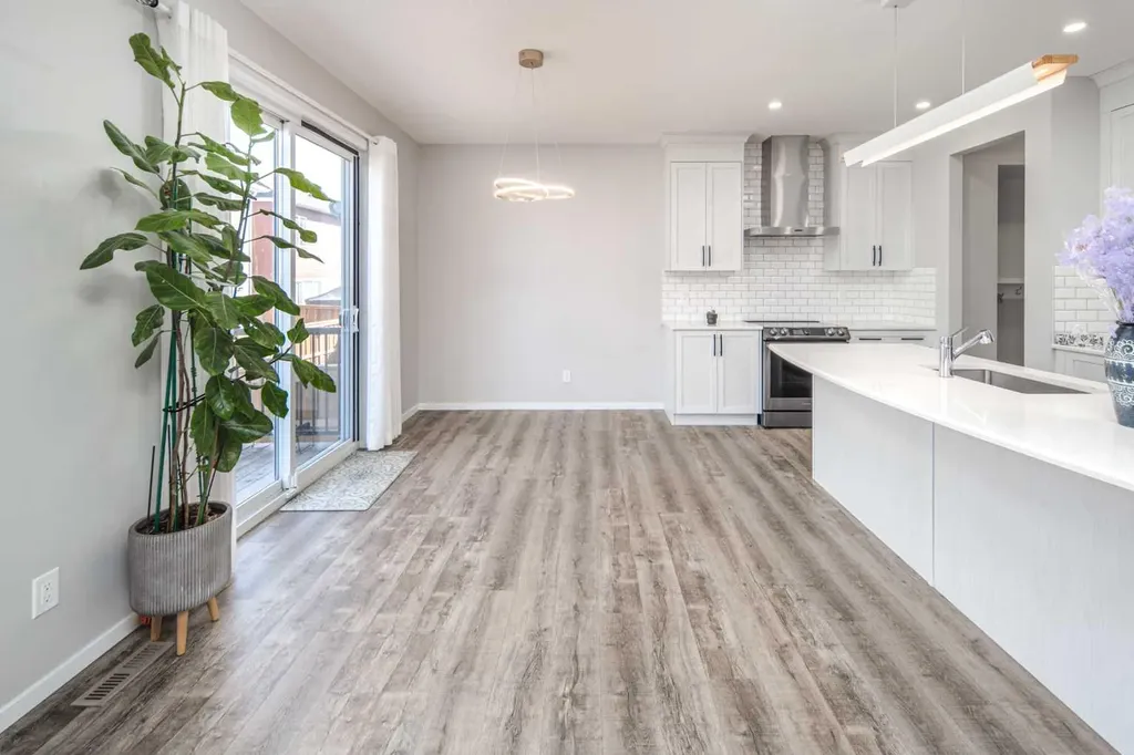 94 Yorkstone Heath SW Calgary AB T2X 4S3