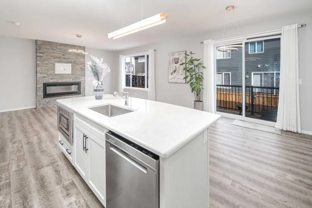 94 Yorkstone Heath SW Calgary AB T2X 4S3