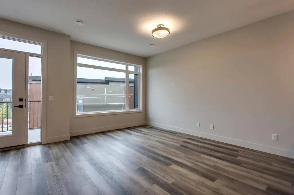 259 Royal Elm Road NW Calgary AB T3G 0G8