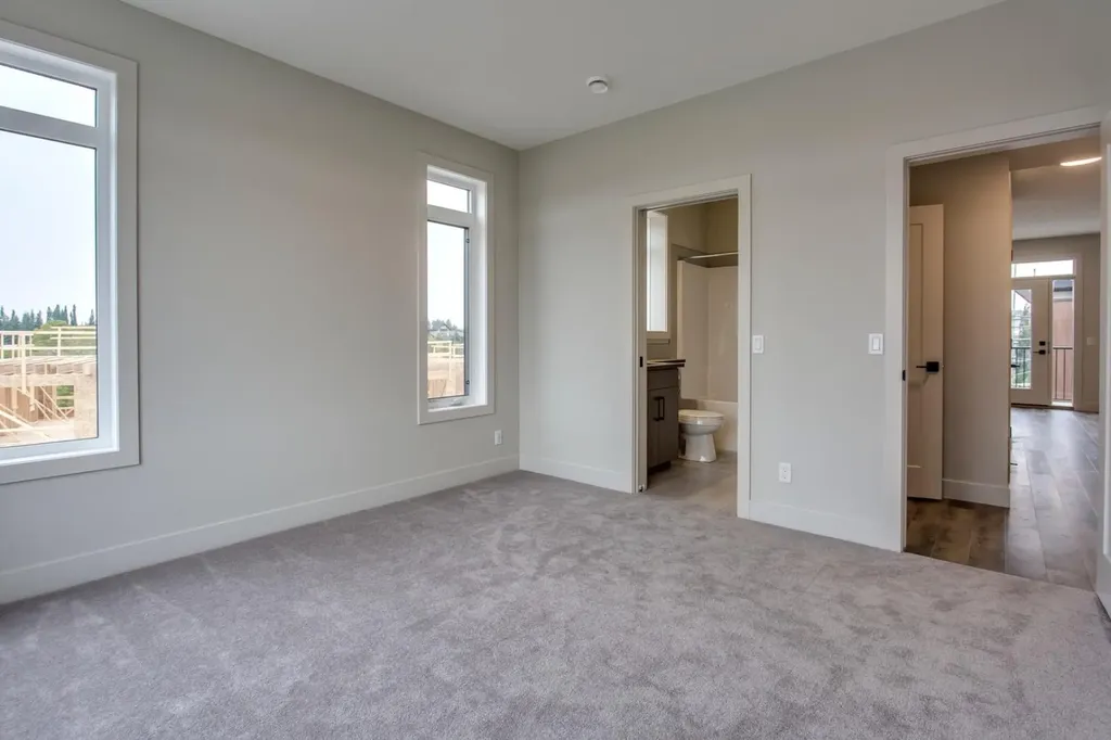 259 Royal Elm Road NW Calgary AB T3G 0G8