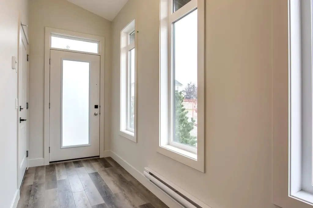 259 Royal Elm Road NW Calgary AB T3G 0G8