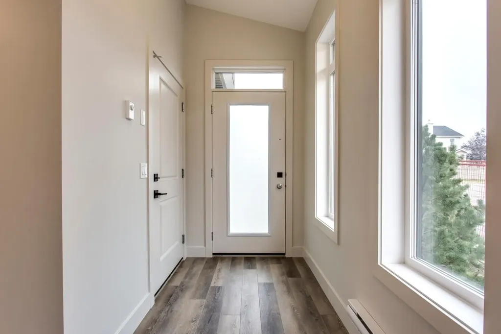 259 Royal Elm Road NW Calgary AB T3G 0G8