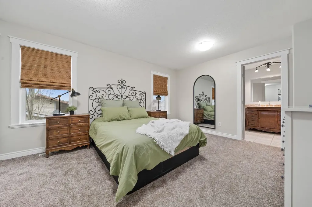 61 White Pelican Way Lake Newell Resort AB T1R 0X5