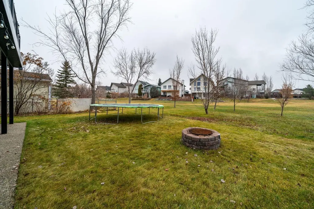 61 White Pelican Way Lake Newell Resort AB T1R 0X5