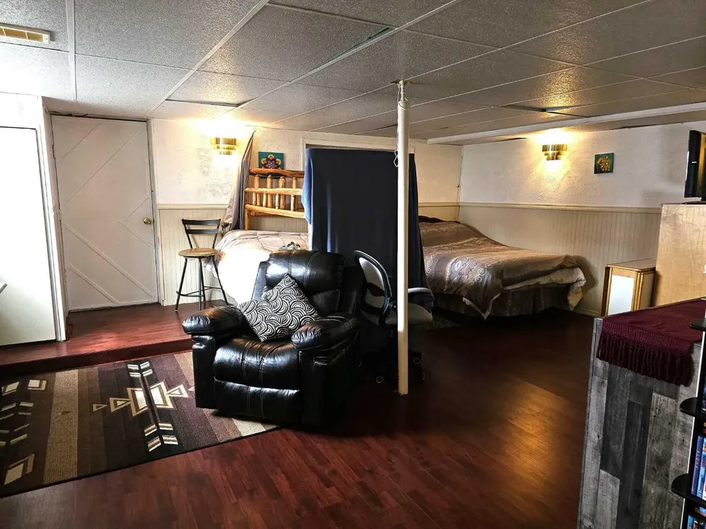 211 1st Avenue Torrington AB T0M 2B0