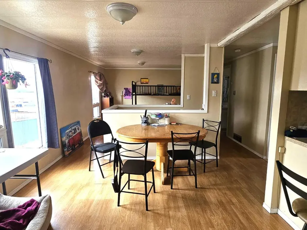 211 1st Avenue Torrington AB T0M 2B0