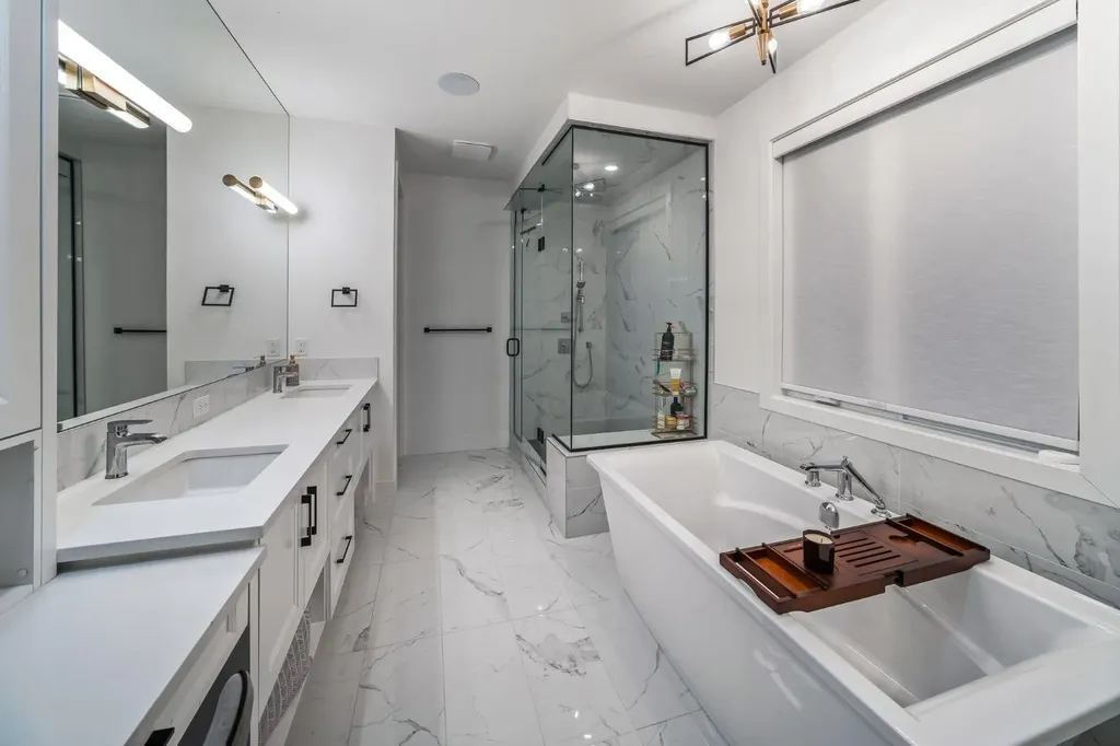 103 Aspen Summit Close SW Calgary AB T3H 6B3