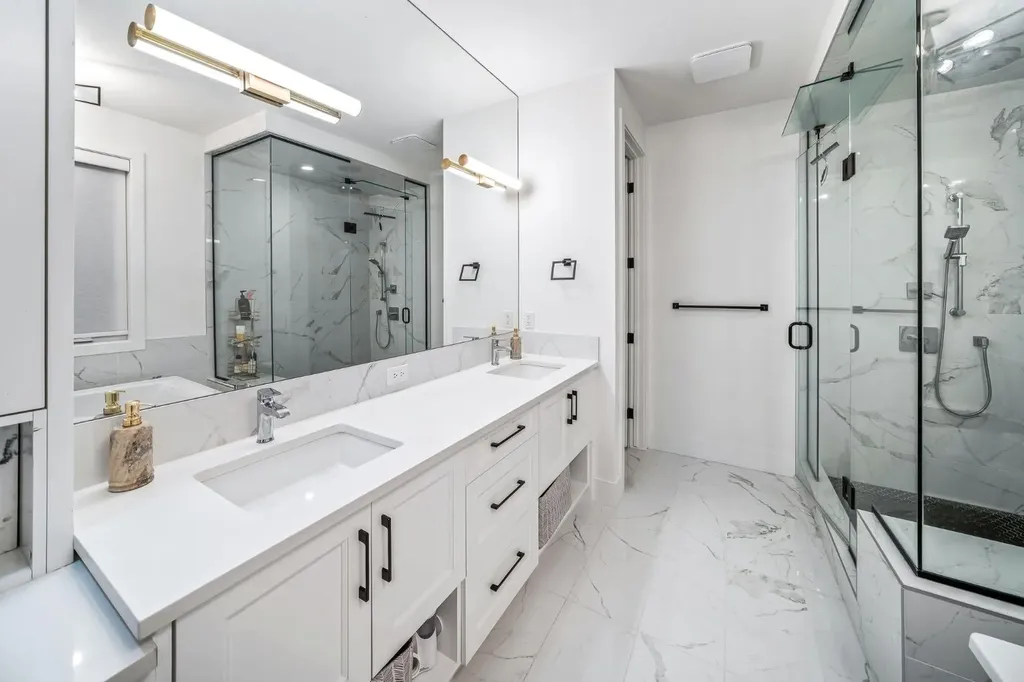103 Aspen Summit Close SW Calgary AB T3H 6B3