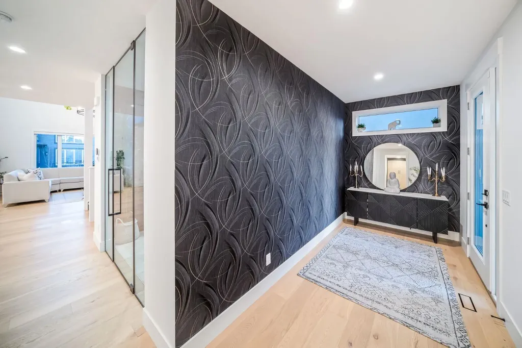 103 Aspen Summit Close SW Calgary AB T3H 6B3
