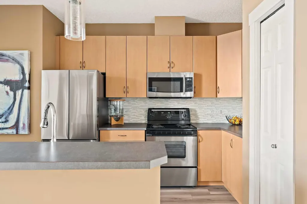 3501 15 Street SW Calgary AB T2T4A4