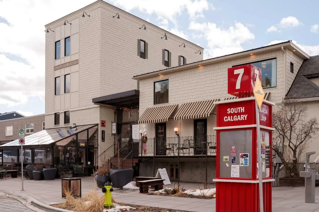 3501 15 Street SW Calgary AB T2T4A4