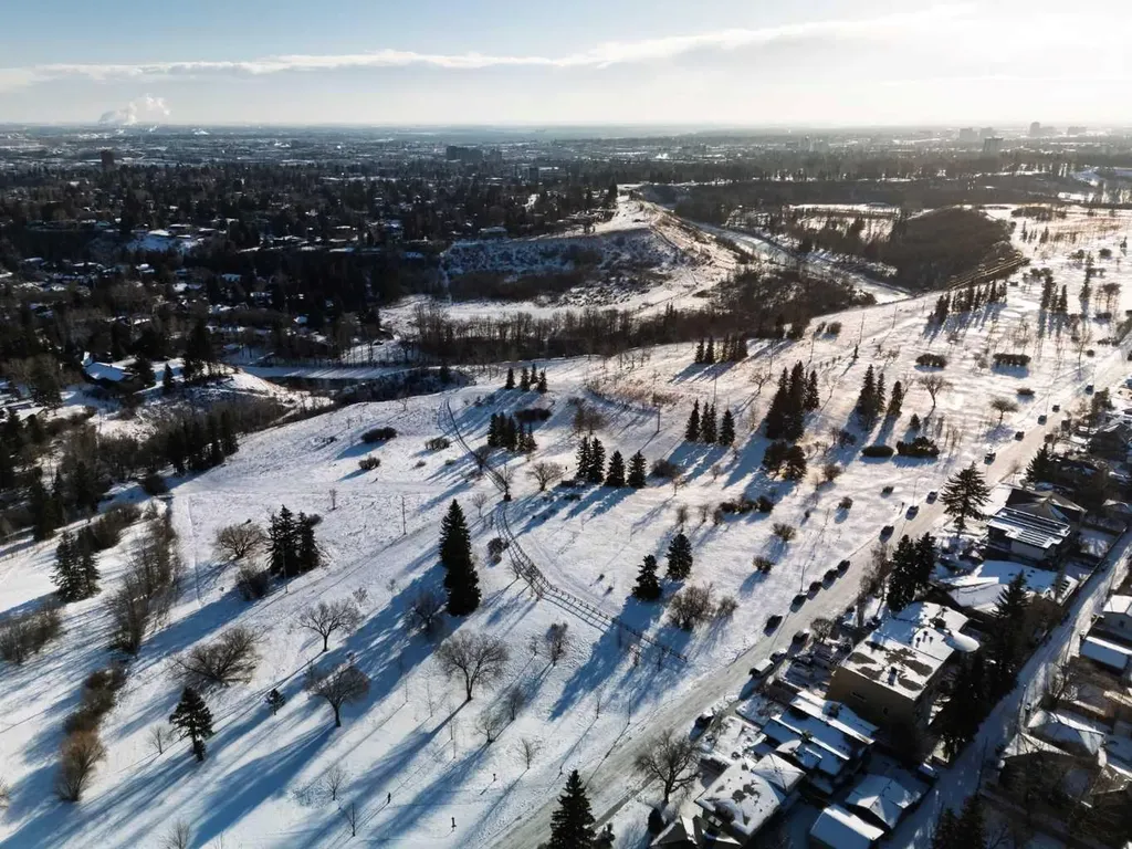 3501 15 Street SW Calgary AB T2T4A4