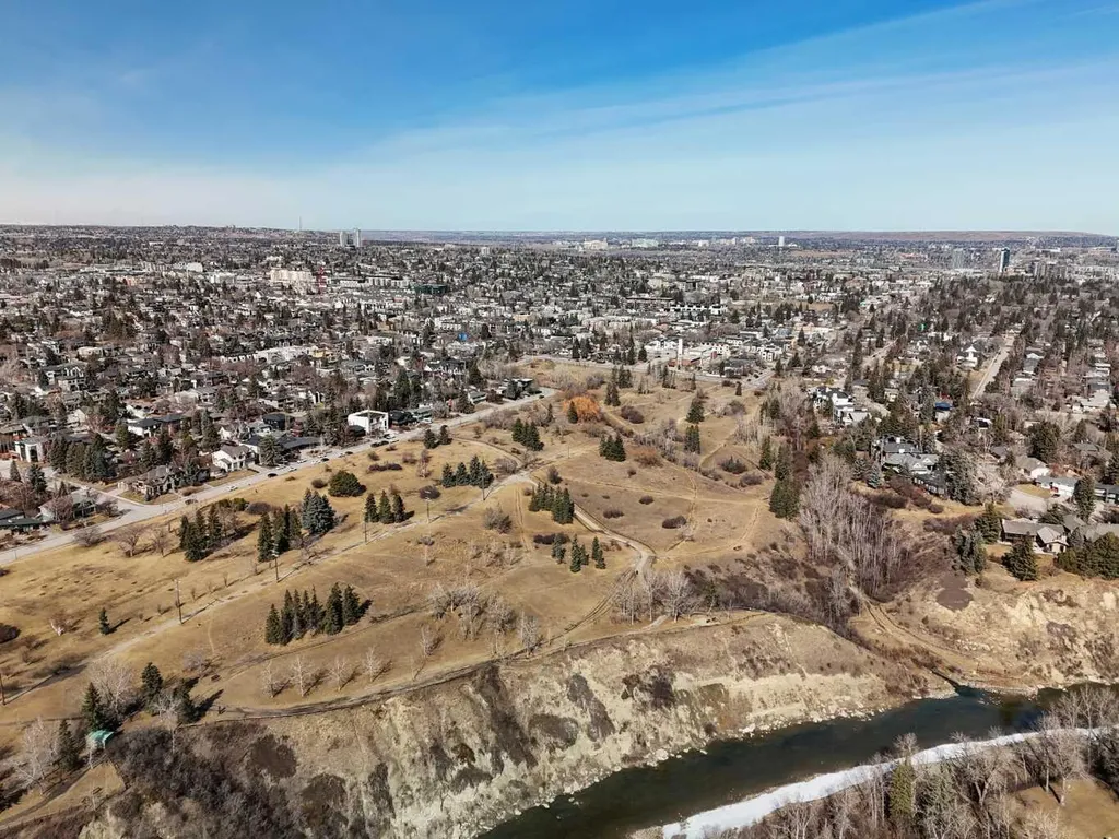 3501 15 Street SW Calgary AB T2T4A4