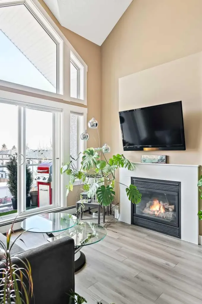 3501 15 Street SW Calgary AB T2T4A4