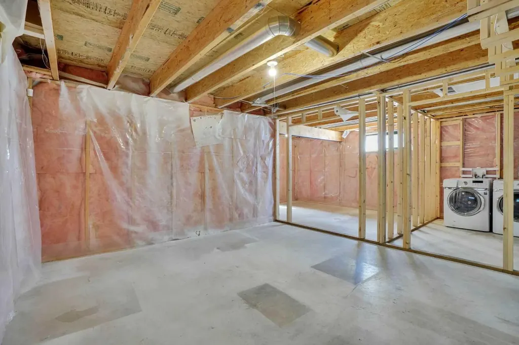 92 Prestwick Heath SE Calgary AB T2Z 4E4