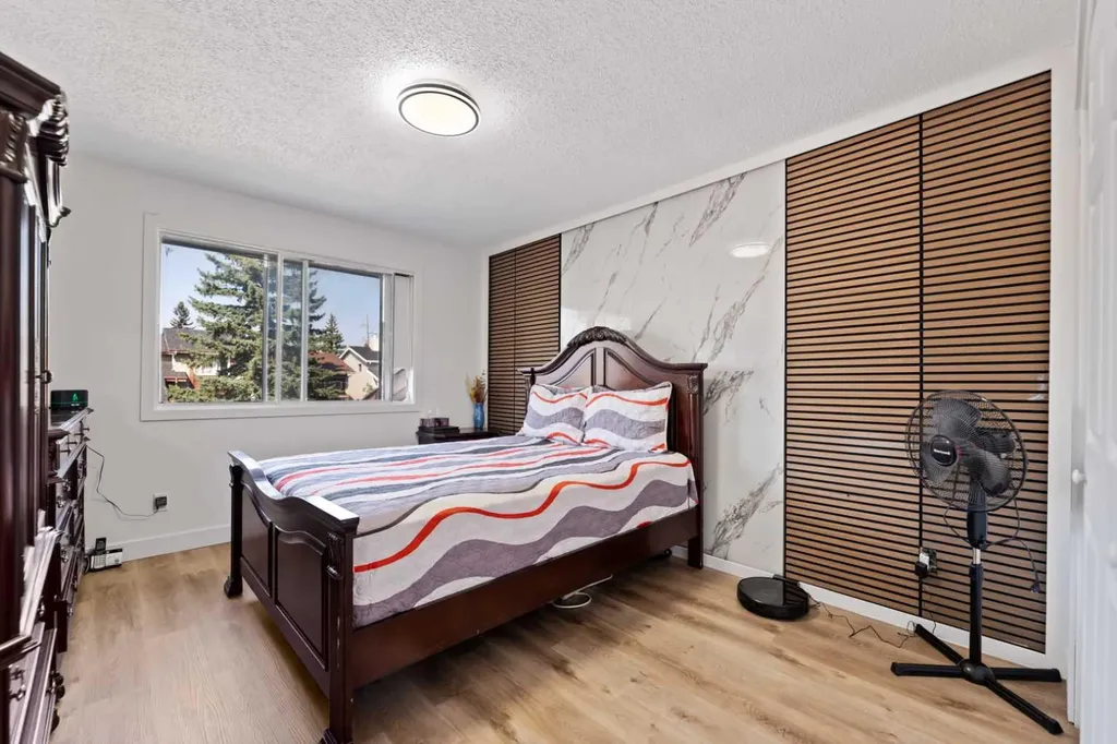 40 Pinecliff Close NE Calgary AB T1Y 4N5