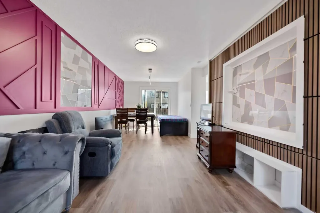 40 Pinecliff Close NE Calgary AB T1Y 4N5