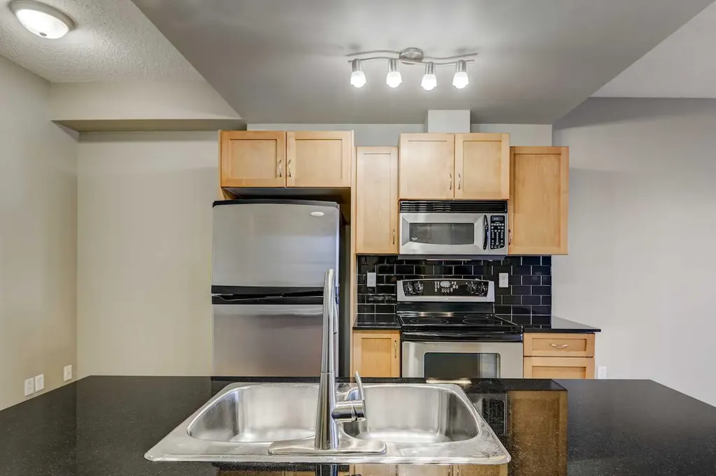 11811 Lake Fraser Drive SE Calgary AB T2J7J1