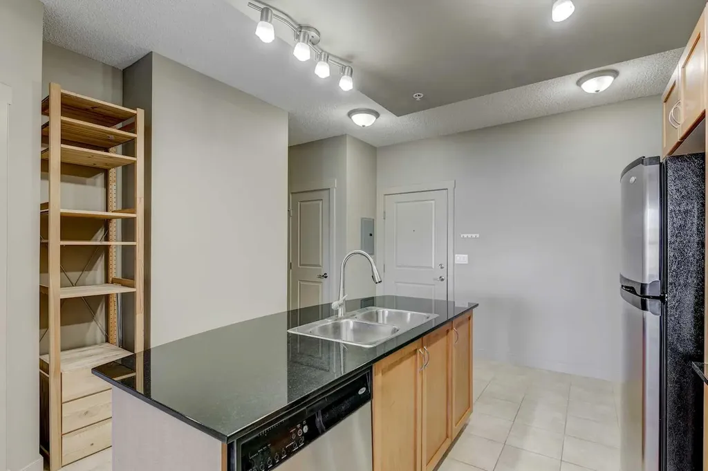 11811 Lake Fraser Drive SE Calgary AB T2J7J1