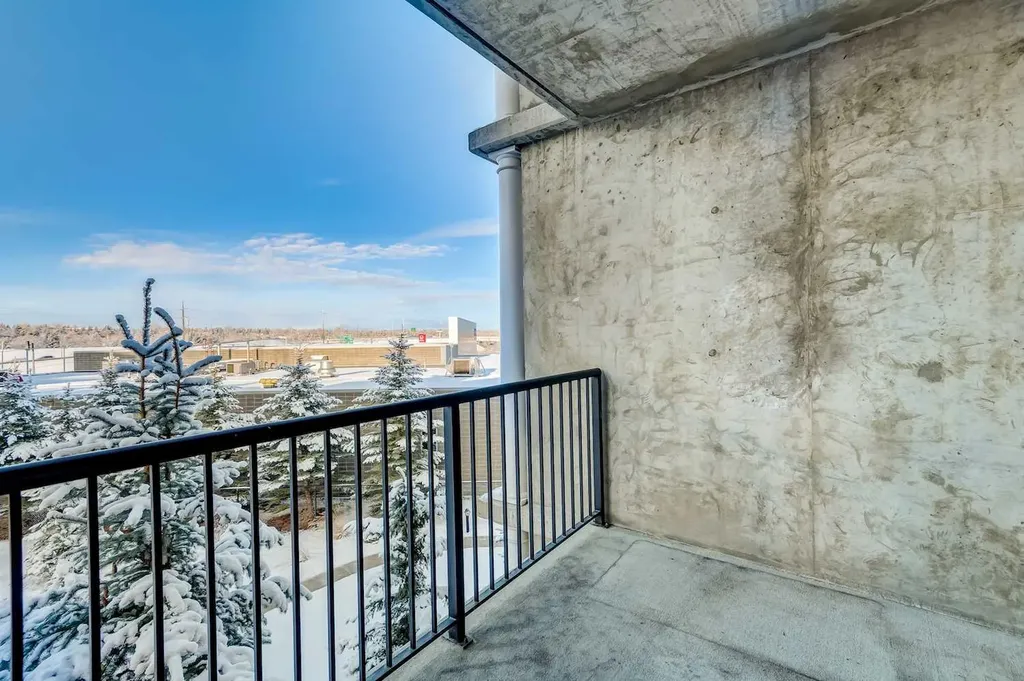 11811 Lake Fraser Drive SE Calgary AB T2J7J1