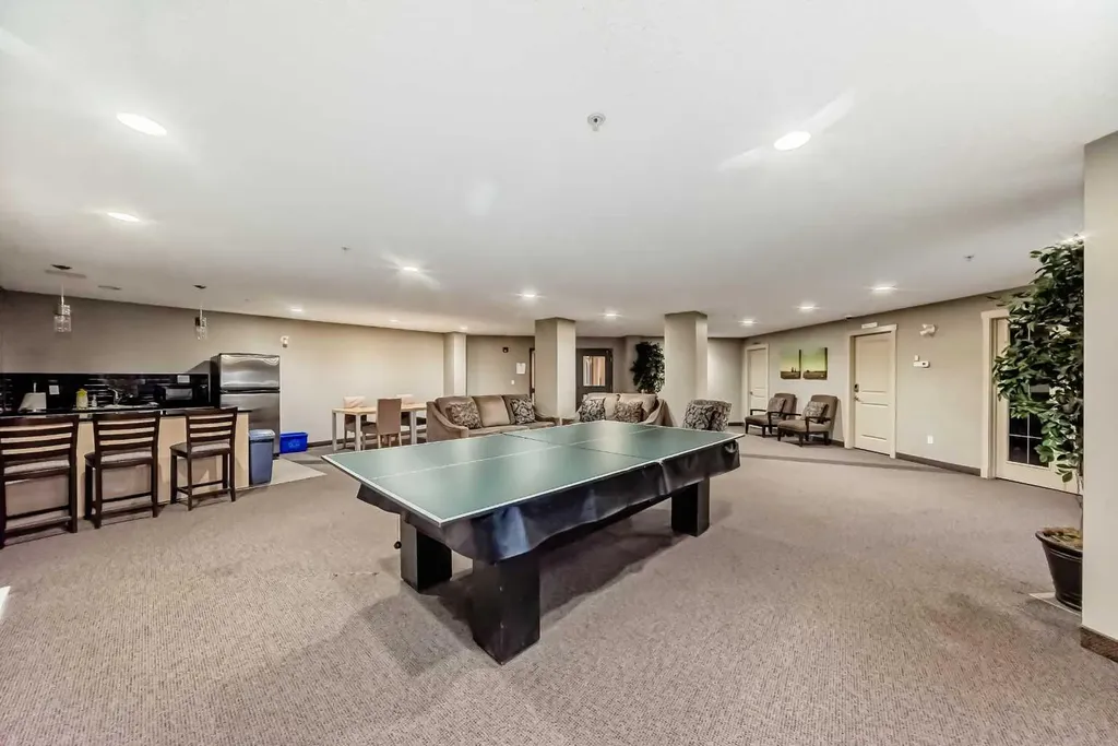 11811 Lake Fraser Drive SE Calgary AB T2J7J1