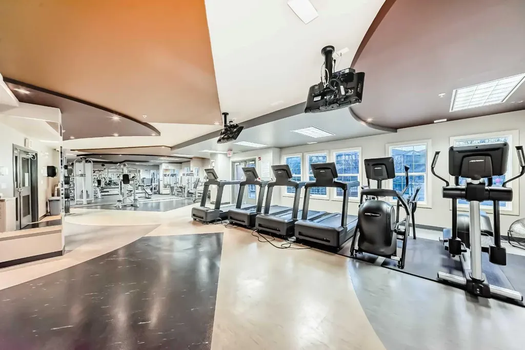11811 Lake Fraser Drive SE Calgary AB T2J7J1