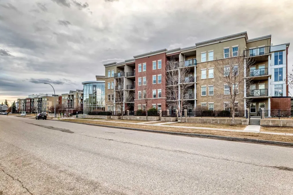 11811 Lake Fraser Drive SE Calgary AB T2J7J1