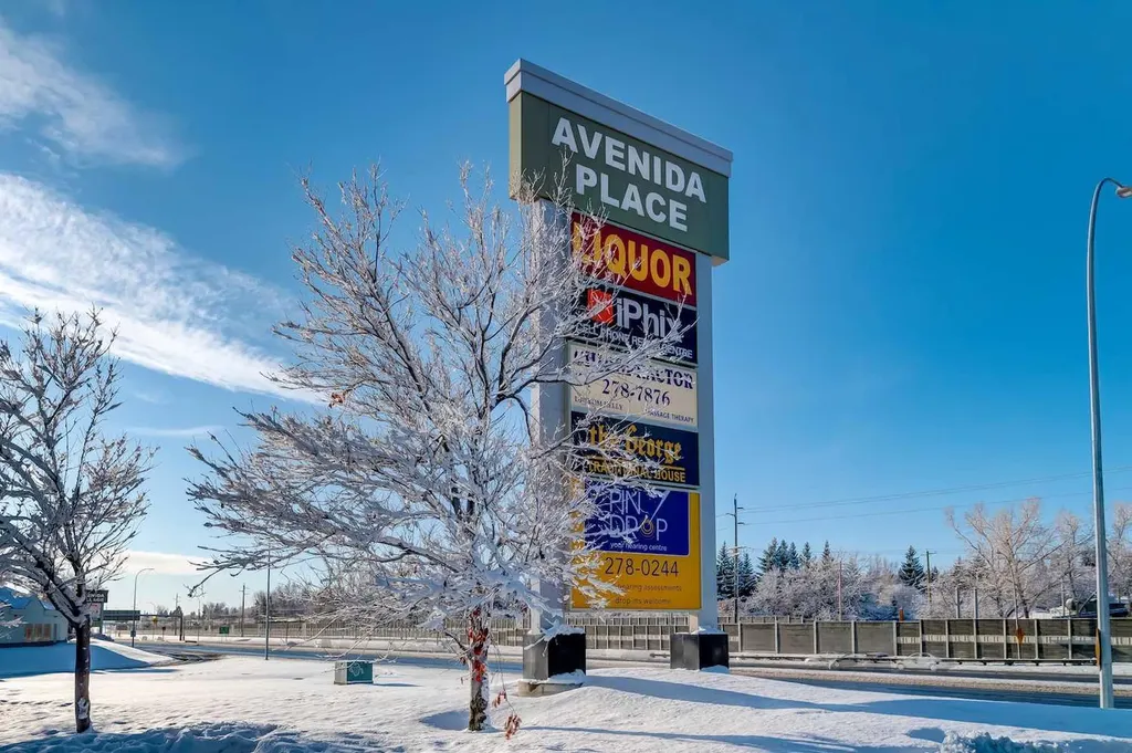 11811 Lake Fraser Drive SE Calgary AB T2J7J1