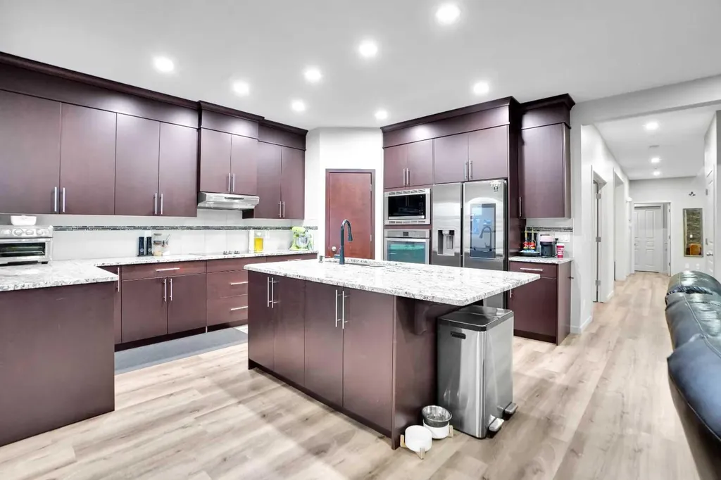 119 Panton Landing NW Calgary AB T3K 0W4