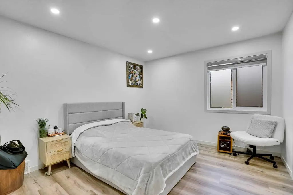 119 Panton Landing NW Calgary AB T3K 0W4