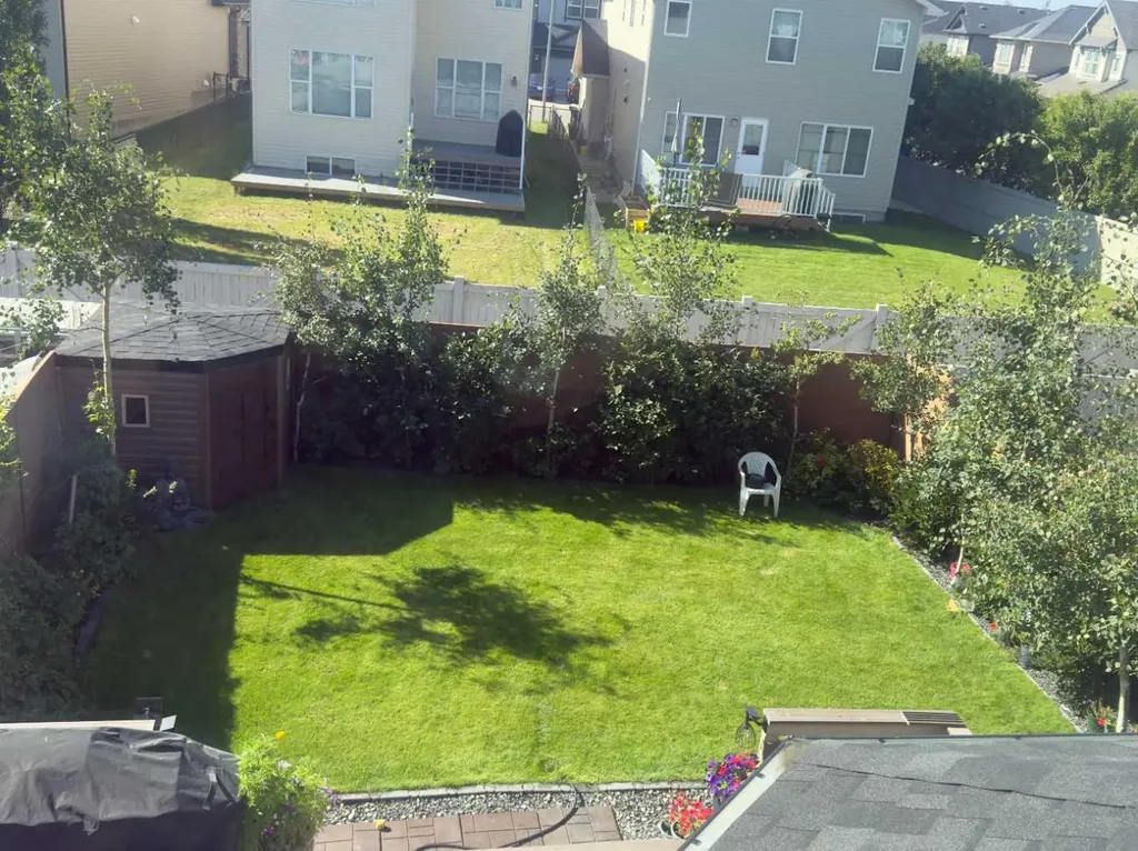 119 Panton Landing NW Calgary AB T3K 0W4