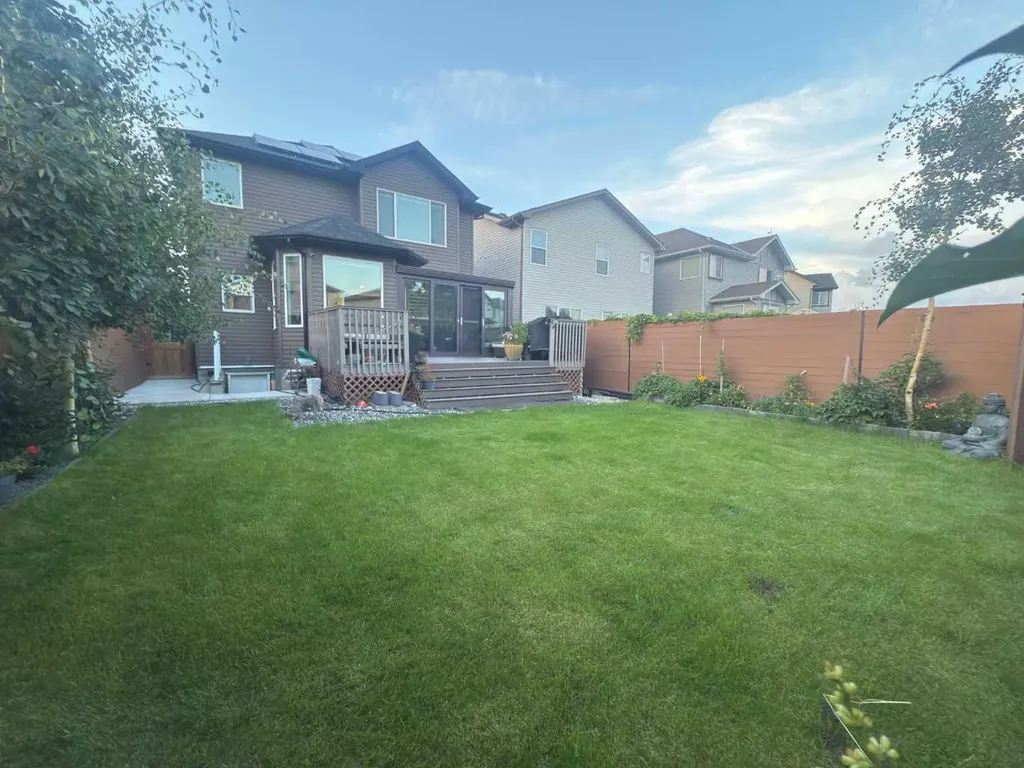 119 Panton Landing NW Calgary AB T3K 0W4