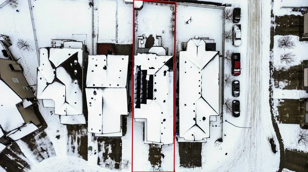 119 Panton Landing NW Calgary AB T3K 0W4