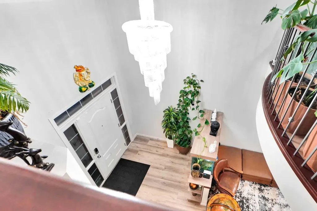 119 Panton Landing NW Calgary AB T3K 0W4