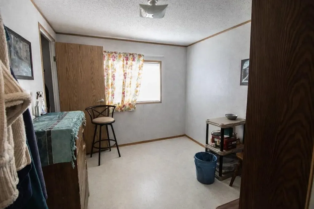 38138 Range Road 283 Rural Red Deer County AB T4S2B4