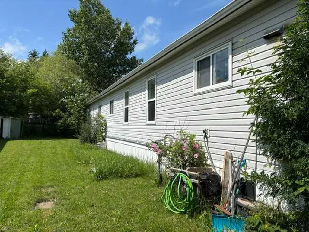 38138 Range Road 283 Rural Red Deer County AB T4S2B4